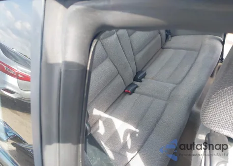 1998 Ford Mustang z USA, uszkodzony, nr VIN 1FAFP4049WF262899